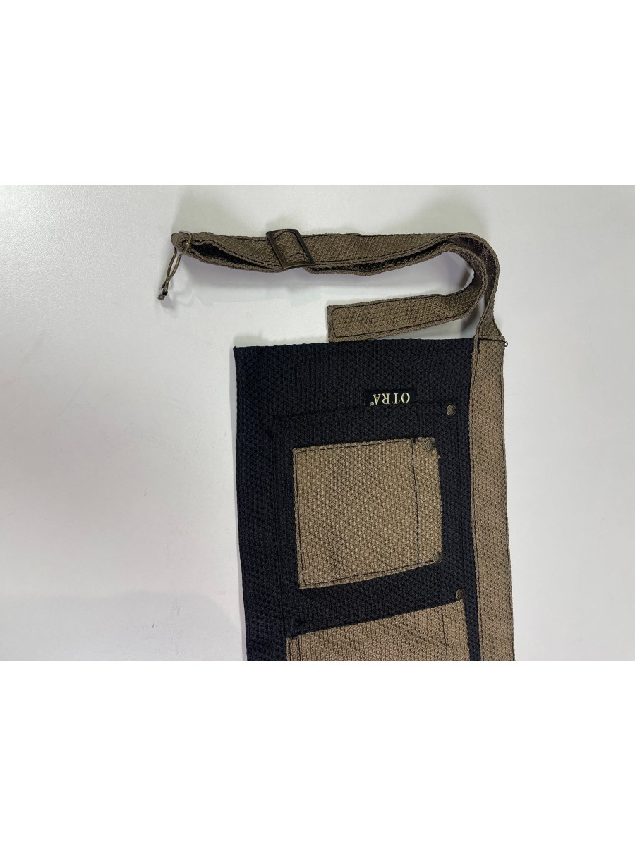 Ποδιά Μέσης Κοντή Μαύρη Με Σχέδιο Κυψέλη Ποδιά Μέσης Κοντή Μαύρη Με Σχέδιο Κυψέλη