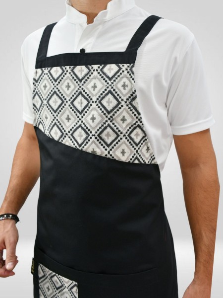 Ολόσωμη Ποδιά Χιαστί Μαύρη Με Σχέδιο Ρόμβος Ολόσωμη Ποδιά Χιαστί Μαύρη Με Σχέδιο Ρόμβος