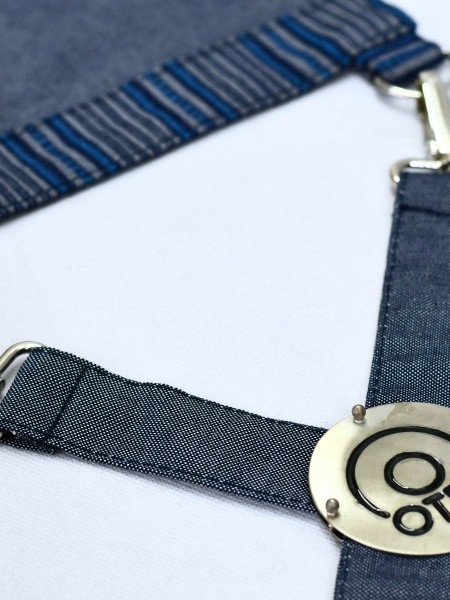 Ολόσωμη Ποδιά Χιαστί Τζιν Με Μπλε Ρίγα Ολόσωμη Ποδιά Χιαστί Τζιν Με Μπλε Ρίγα