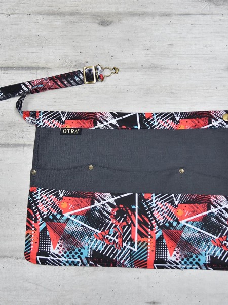 Ποδιά Μέσης Κοντή Γκρι Με Κόκκινο Σχέδιο Ποδιά Μέσης Κοντή Γκρι Με Κόκκινο Σχέδιο