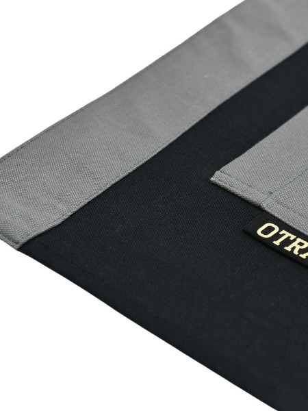 Ποδιά Μέσης Κοντή Μαύρη Με Γκρι Λεπτομέρειες Ποδιά Μέσης Κοντή Μαύρη Με Γκρι Λεπτομέρειες