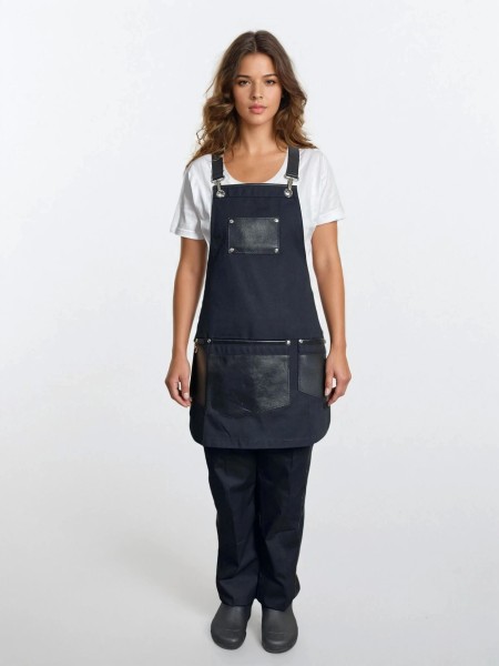 Ολόσωμη Ποδιά Λαιμού Μαύρη Με Δερμάτινες Λεπτομέρειες Ολόσωμη Ποδιά Λαιμού Μαύρη Με Δερμάτινες Λεπτομέρειες