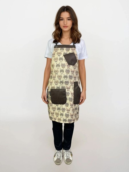 Ολόσωμη Ποδιά Με Σχέδιο Γατάκια Ολόσωμη Ποδιά Με Σχέδιο Γατάκια