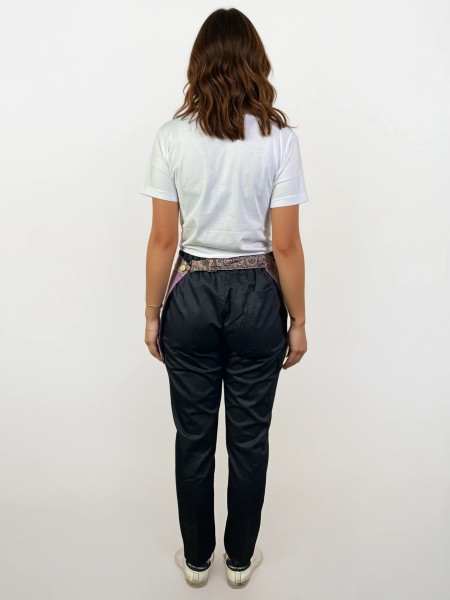 Ποδιά Μέσης Κοντή Μοβ Με Σχέδιο Ποδιά Μέσης Κοντή Μοβ Με Σχέδιο