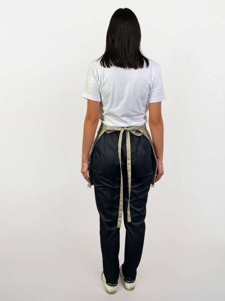 Ποδιά Μέσης Κοντή Μπεζ Με Καφέ Λεπτομέρειες Ποδιά Μέσης Κοντή Μπεζ Με Καφέ Λεπτομέρειες