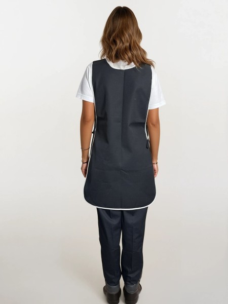 Ολόσωμη Ποδιά Σαμαράκι Μαύρη Με Λευκή Λεπτομέρεια Ολόσωμη Ποδιά Σαμαράκι Μαύρη Με Λευκή Λεπτομέρεια