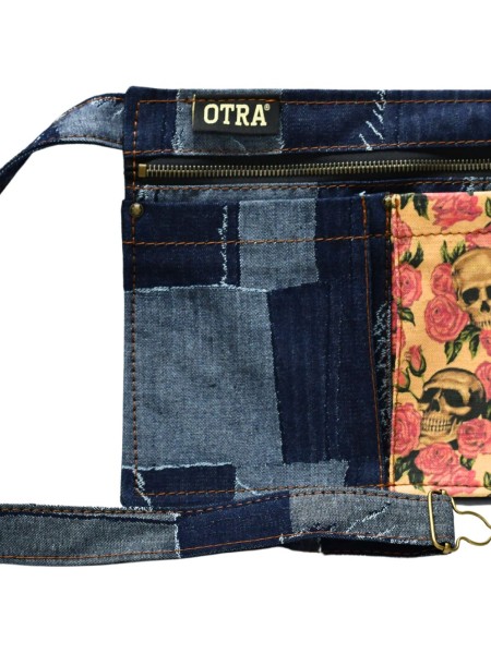 Τσαντάκι Μέσης Τζιν Με Σχέδιο Και Ροζ Νεκροκεφαλή Τσαντάκι Μέσης Τζιν Με Σχέδιο Και Ροζ Νεκροκεφαλή